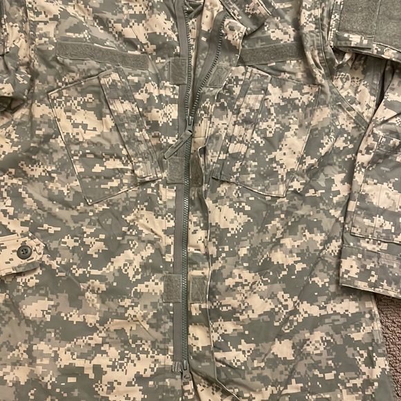 Army Combat Uniform (ACU) Shirt Size Small-Regular - Picture 10 of 15